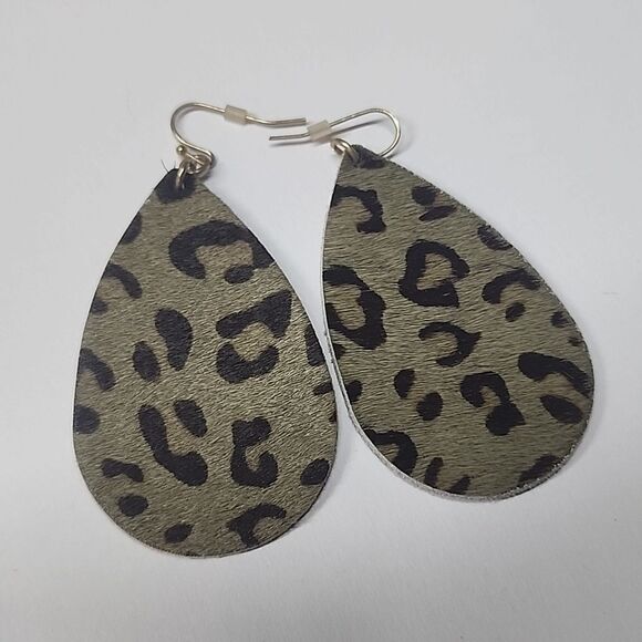 Dangle Calf Hair Teadrop Leopard Animal Print Earrings in Green - Picture 2 of 3